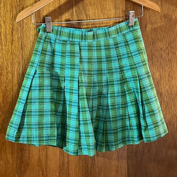 URBAN OUTFITTERS Green Plaid Pleated Skirt Sz S NWT - Picture 2 of 4